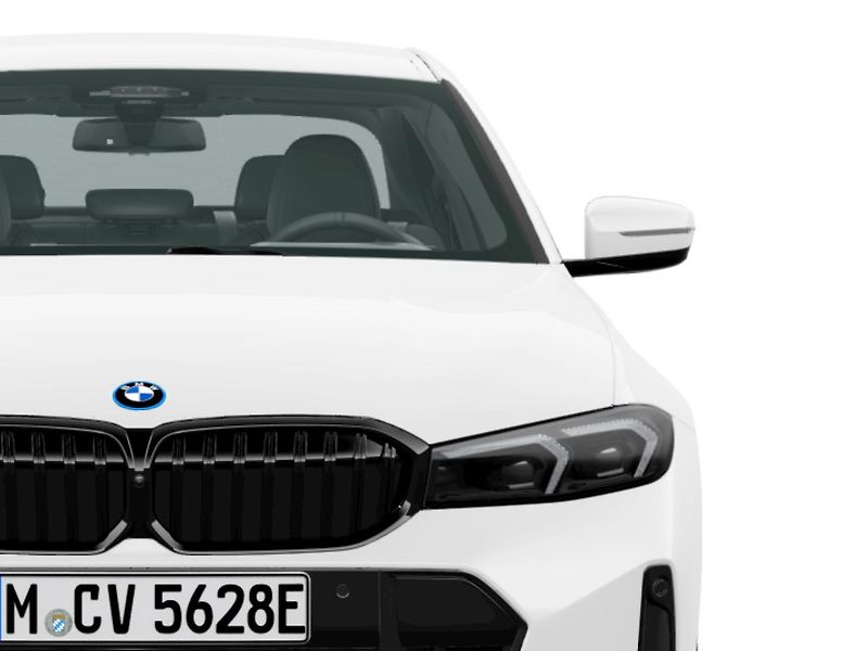 BMW Řada 3 (2025) 330e xDrive Sedan - fotka 4 z 10