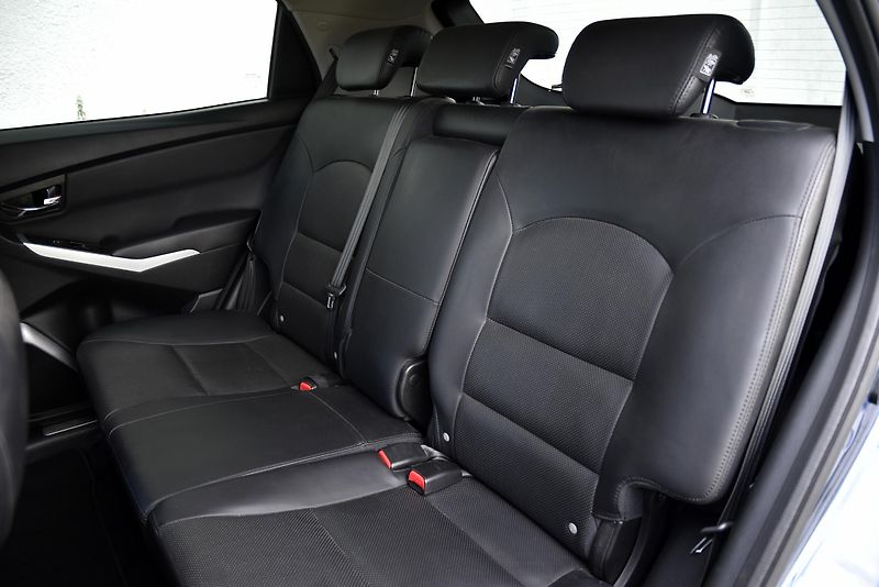 SsangYong Korando XDi 129 kW AWD A/T,KLIMA,TEMP - fotka 27 z 45