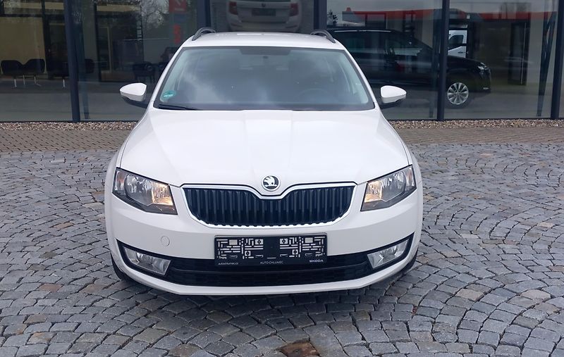Škoda Octavia 1.4 TSI Ambition 103kW - fotka 1 z 26