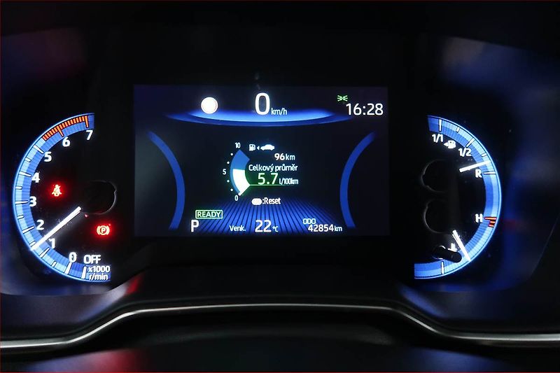 Toyota Corolla (2022) Style 1.8 Hybrid - fotka 11 z 17