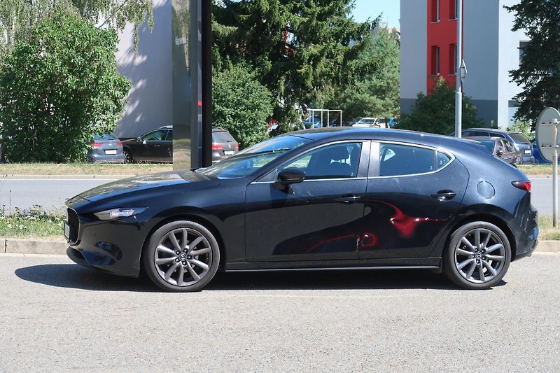 Mazda 3 HB 2,0 G150 AT Plus ČR,servisk - fotka 14 z 37