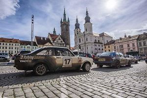 Start šumavských rallye bude tradičně na klatovském náměstí Míru.