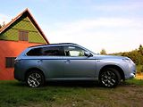 Mitsubishi Outlander PHEV.