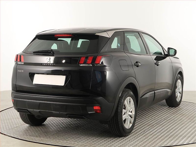 Peugeot 3008 (2022) 1.2 PureTech - fotka 5 z 18
