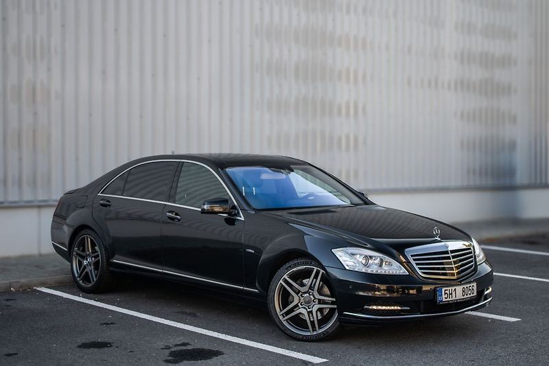 Mercedes-Benz Třídy S - fotka 3 z 43
