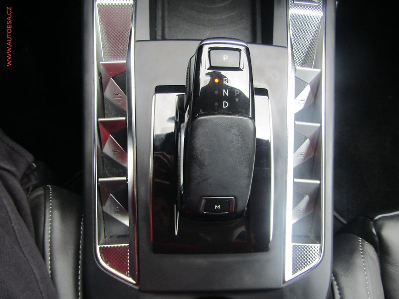 DS Automobiles DS3 (2019) 1.2PT, AT, LED, navi - fotka 22 z 22