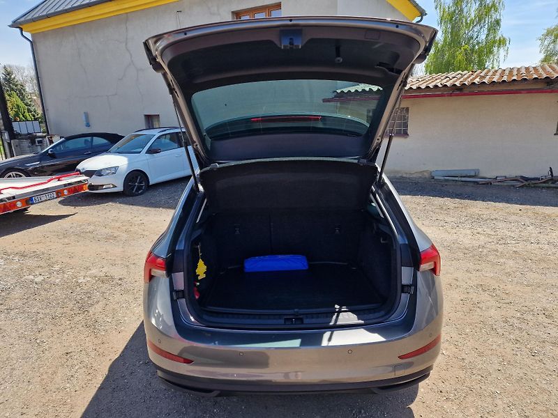 Škoda Scala 1,0TSI 81KW STYLE VIRTUÁL  - fotka 9 z 19