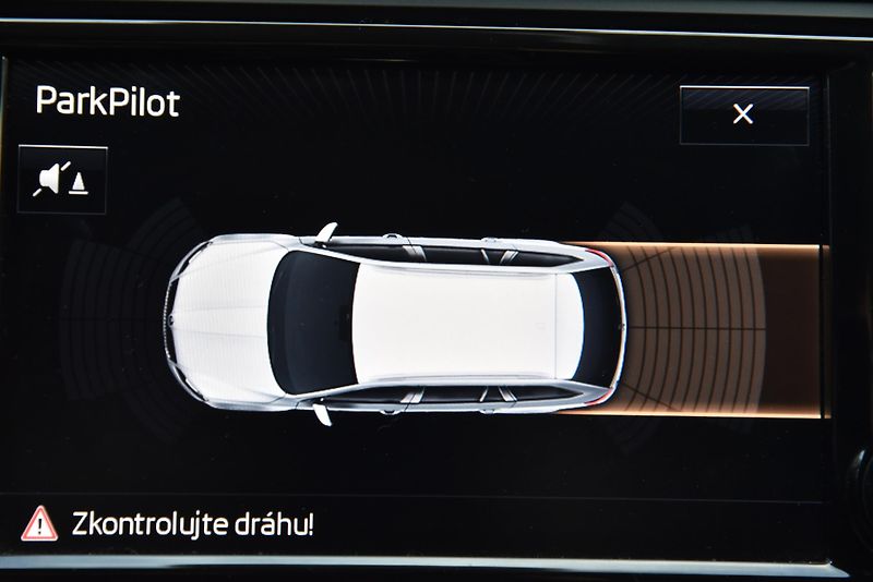 Škoda Octavia 2.0 TDi CR DSG STYLE,NAVI,TEMP - fotka 23 z 50