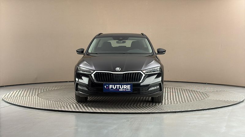 Škoda Octavia 2.0 TDI Ambition Combi - fotka 3 z 23