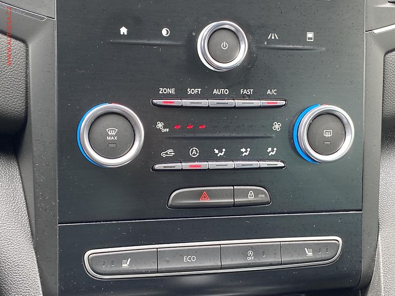 Renault Mégane (2019) 1.3 TCe, ČR, AT, navi, LED - fotka 14 z 17