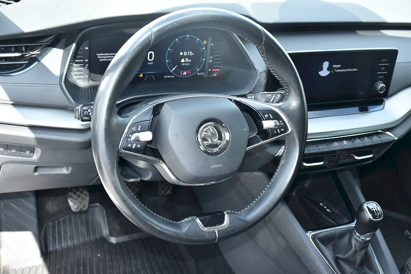 Škoda Octavia (2022) Ambition 1.5 TSI 110kW - fotka 15 z 32