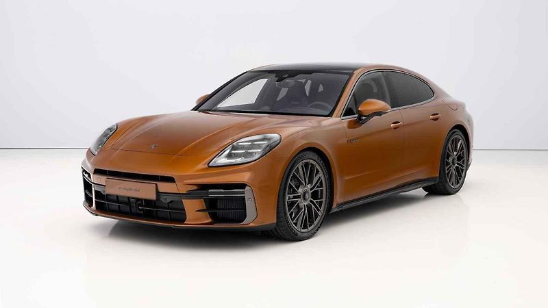 Česká premiéra Porsche Panamera v pražském bytě