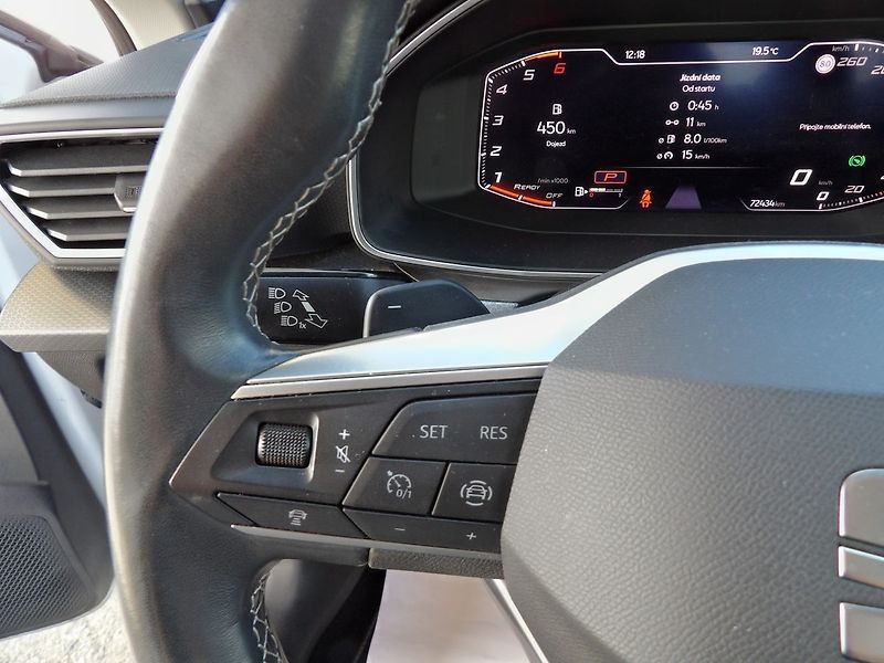 Seat Leon 2.0TDI DSG Virtual ACC LED NAV - fotka 19 z 31