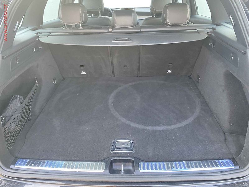 Mercedes-Benz GLC (2017) 2.2 CDi 220D 4Matic, AT, LED - fotka 7 z 21