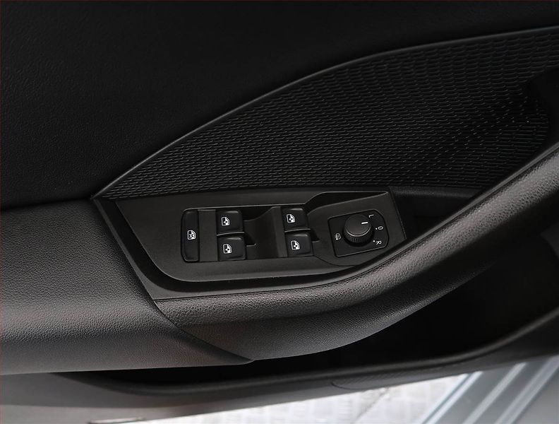 Škoda Octavia (2023) Ambition 2.0 TDI, ČR,1.maj - fotka 24 z 24