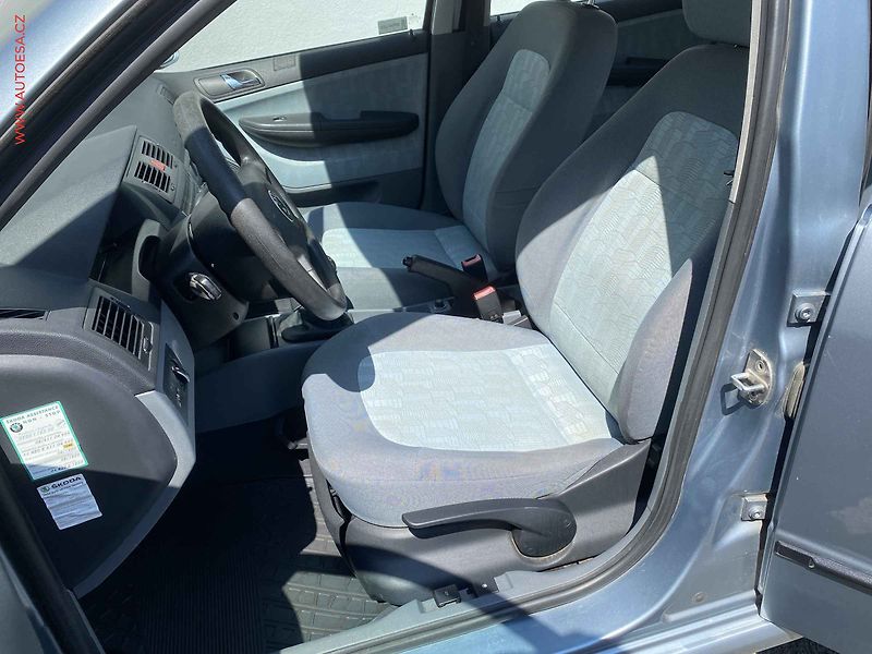 Škoda Fabia (2002) 1.9 TDi, ČR, Comfort - fotka 9 z 13