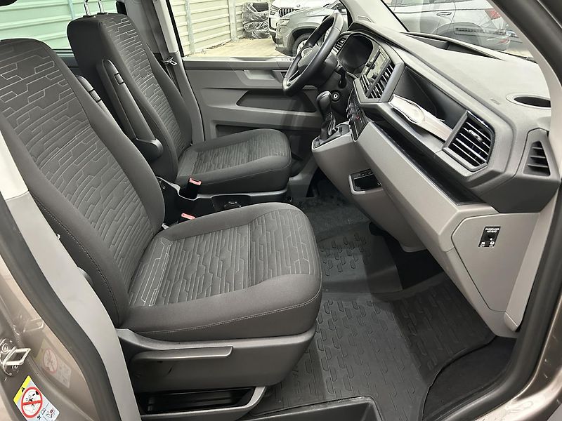 Volkswagen Caravelle 2.0 TDI Comfortline, Long - fotka 21 z 27