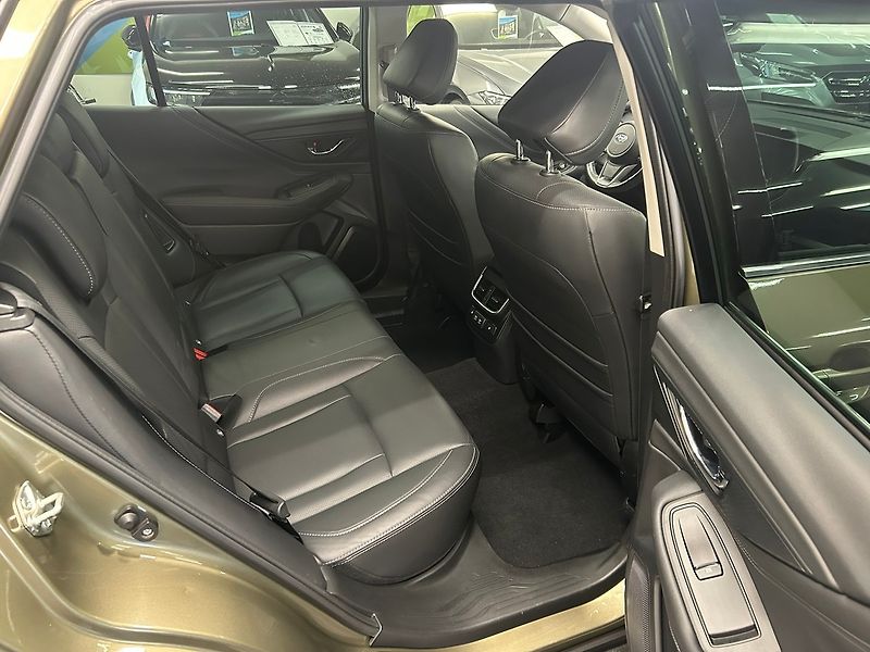 Subaru Outback (2022) 2.5 Comfort + kůže | Záruka - fotka 26 z 65