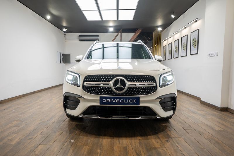 Mercedes-Benz GLB 200d 4Matic AMG Packet - fotka 2 z 40