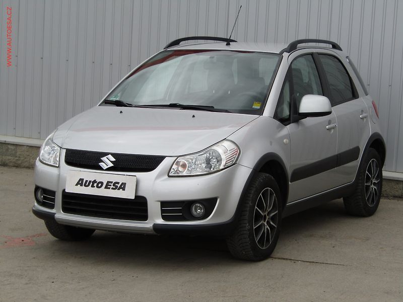 Suzuki SX4 (2007) 1.6 i - fotka 3 z 16