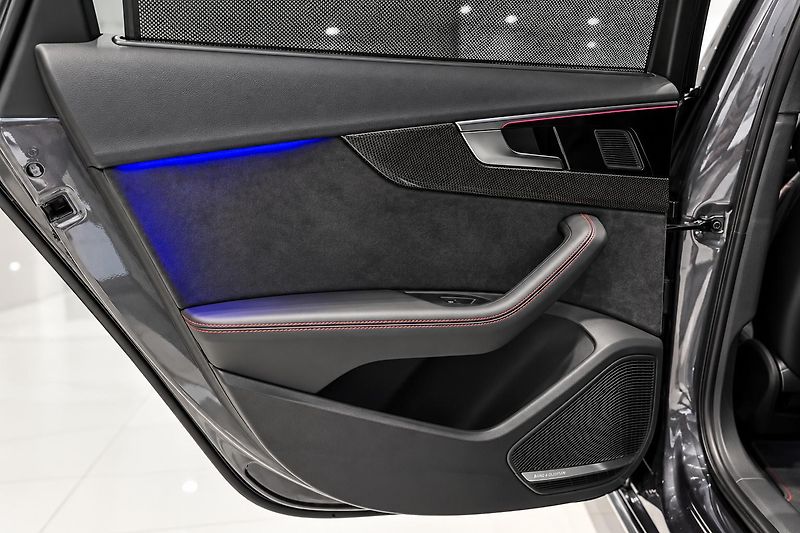 Audi S4 (2023) - fotka 34 z 41