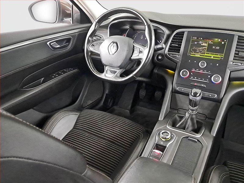 Renault Talisman (2016) 1.6 dCi, Navi, Tempomat - fotka 7 z 22