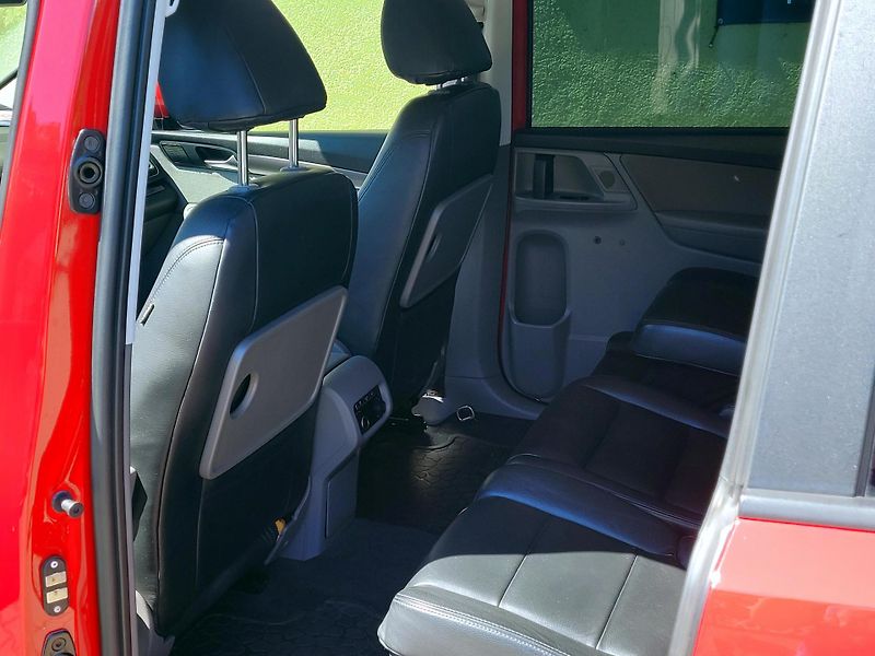 Seat Alhambra 2,0 DSG REFER, SERV.KNIHA,7mís - fotka 21 z 45