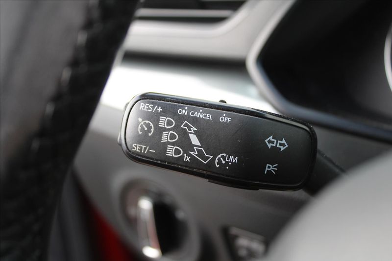 Škoda Superb 1.4 TSI 110kW 1.MAJITEL ČR - fotka 15 z 21