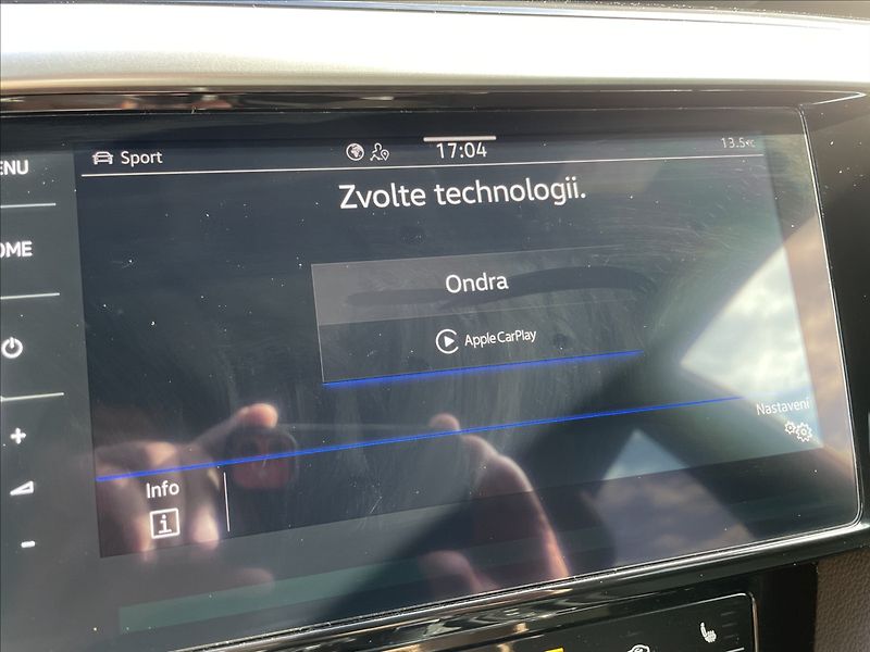 Volkswagen Arteon R 2.0TSI 235KW 4X4 DSG - fotka 21 z 36