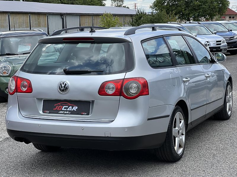 Volkswagen Passat Variant 2.0TDi 125kw DSG ALU - fotka 7 z 41
