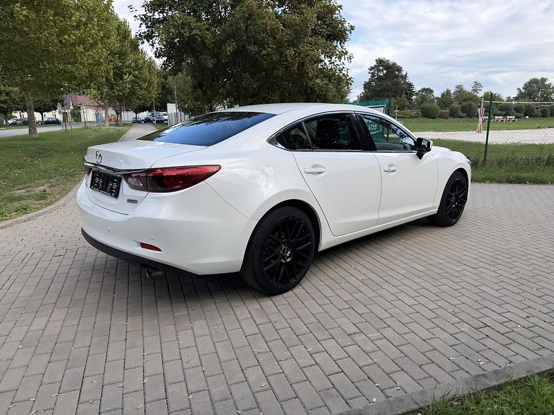 Mazda 6 2.0  Exclusive-Line FACELIFT - fotka 9 z 32