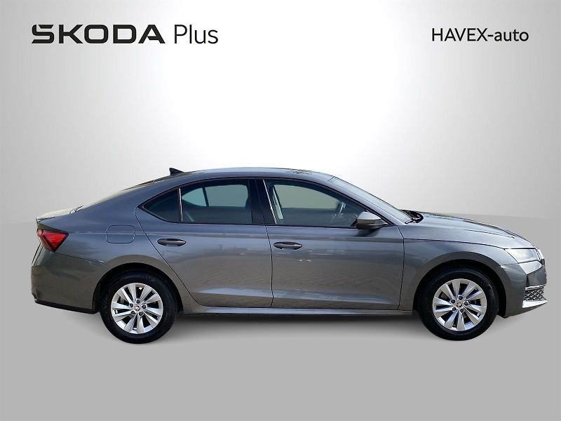 Škoda Octavia (2024) 1.5 TSI Selection - fotka 30 z 31