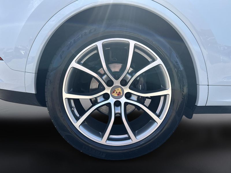 Porsche Cayenne Coupe - fotka 13 z 30