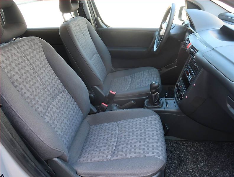 Mercedes-Benz Vaneo (2002) 1.7 CDI , nová STK - fotka 9 z 21