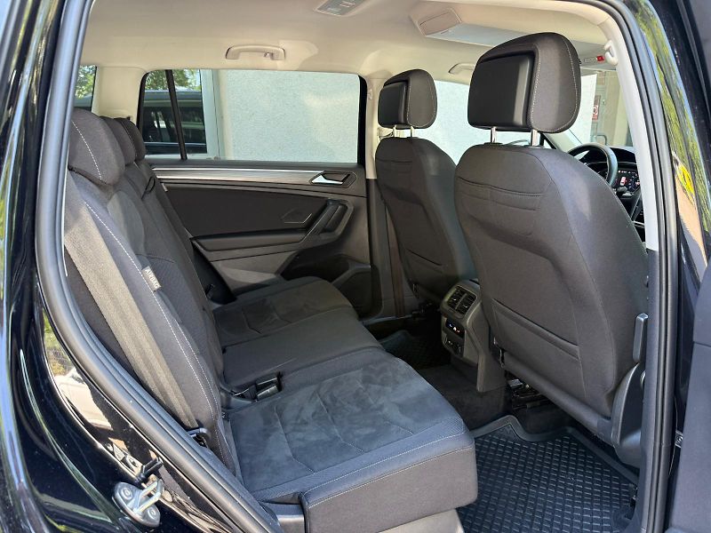 Volkswagen Tiguan Elegance 2.0TDI 147 kW DSG 4x4 - fotka 21 z 25