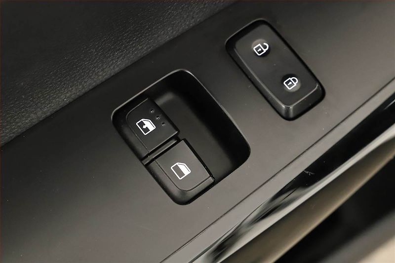 Kia Picanto (2021) ComfortLine 1.0 MPI, ČR,1.maj - fotka 13 z 13