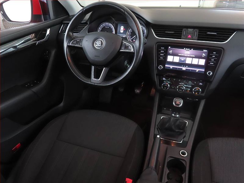 Škoda Octavia (2017) Style 2.0 TDI, Navi, Tempomat - fotka 7 z 15
