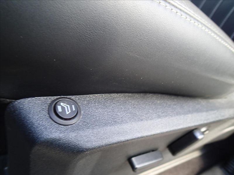 Ford F-150 5,0 V8, hardtop - fotka 29 z 64