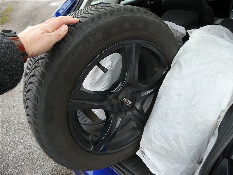 Ford Focus 1,5 110kW 1.MAJITEL, SERVISKA - fotka 18 z 48