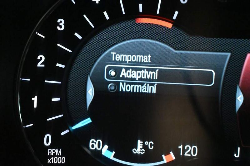 Ford Mondeo (2021) 2.0 LED ACC TITANIUM Tažné ECO - fotka 28 z 33
