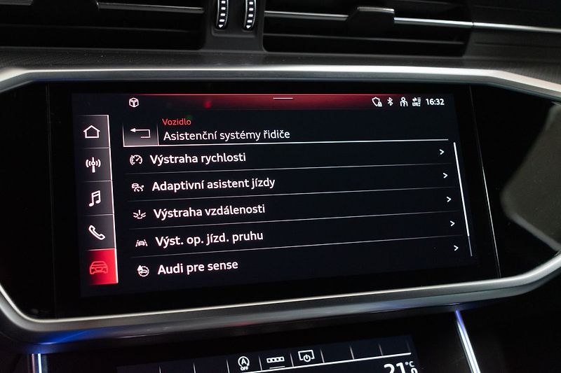 Audi RS 6 V8 4.0 TFSI 441kW QUATTRO - fotka 35 z 48