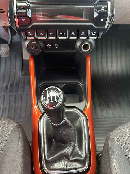 Suzuki Ignis (2018) 1.2 i, autoAC - fotka 17 z 18