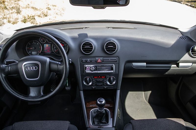 Audi A3 MT/5 FWD 77kW - fotka 9 z 17