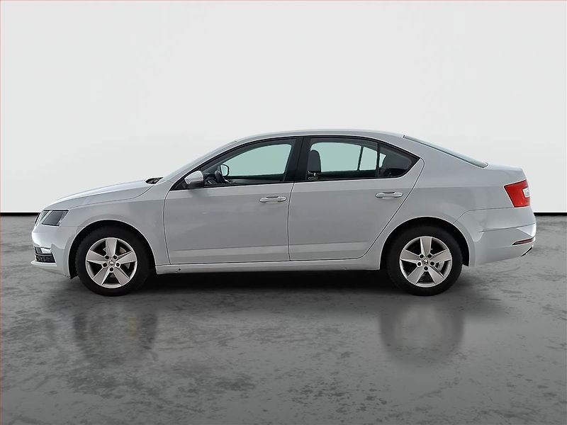 Škoda Octavia (2019) 1.0 TSI, Automat, Tempomat - fotka 3 z 17