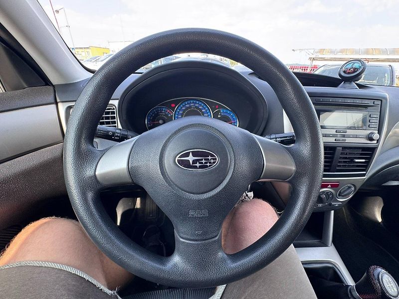 Subaru Forester (2009) 4X4 2,0i 110 KW TAŽNÉ 2. MAJ - fotka 21 z 42