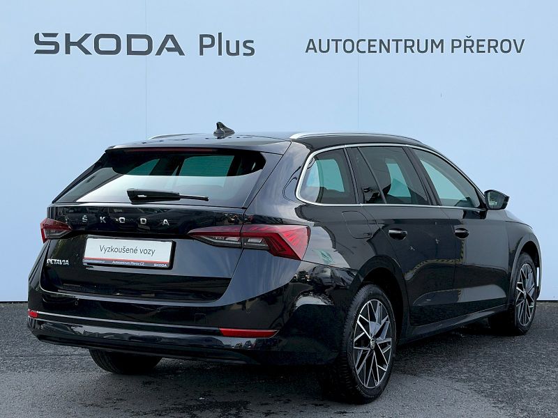 Škoda Octavia (2023) 2.0 TDI 110kW Style Extra - fotka 2 z 35
