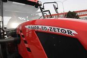 Traktor typu Major vyrobený brněnskou firmou Zetor hlásí návrat.