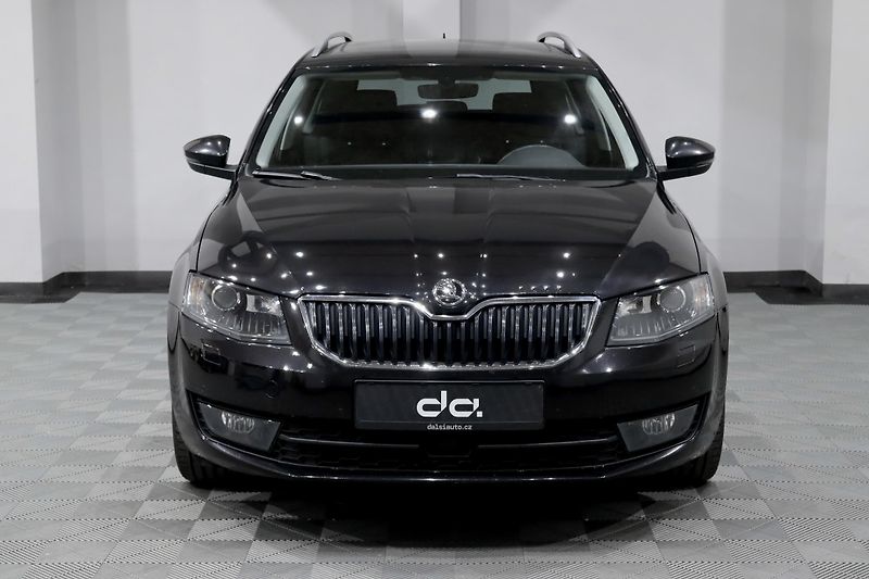 Škoda Octavia 3 Combi 1.4 TSI 110 kW DSG - fotka 3 z 36