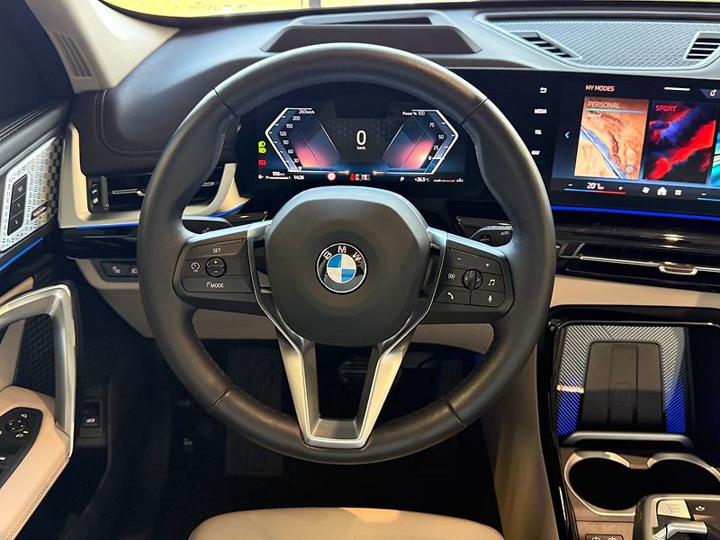 BMW X1 20d sDrive,X-Line,Harman,Tažné - fotka 19 z 33
