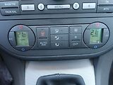 Ford C-MAX (2005) Trend 1.6 i, nová STK - náhled 14